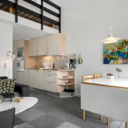 Apartment Bad, Lejl 65 *