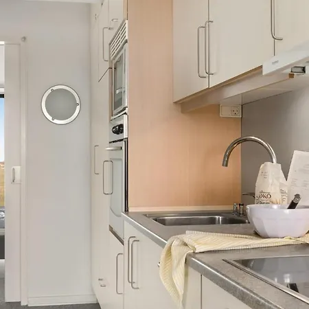 Apartment Bad, Lejl 65 *