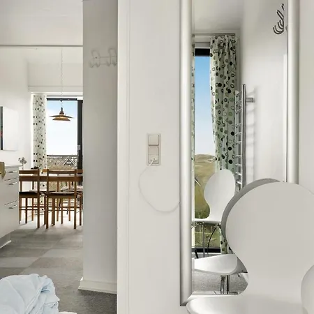 Apartment Bad, Lejl 65 *